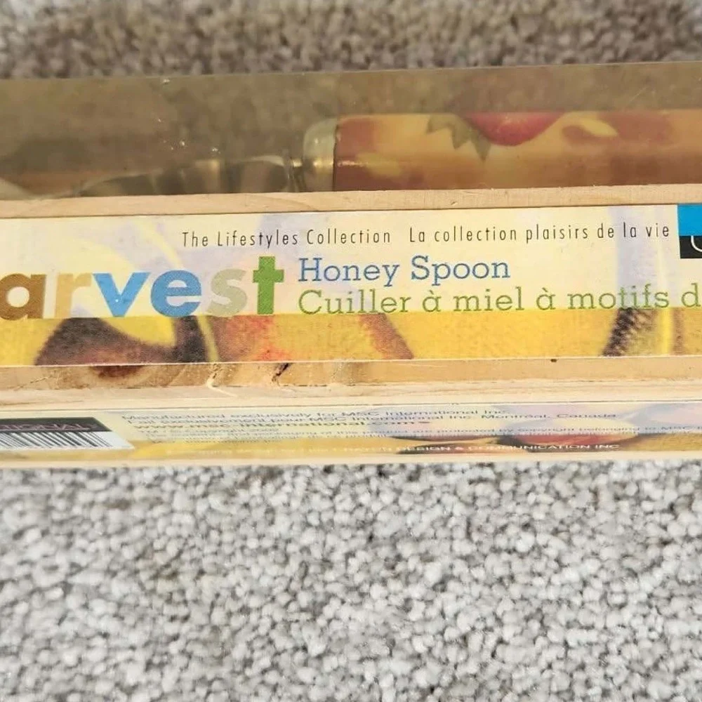 Joie de Vivre Harvest Honey Spoon Gold Tone Fruit Ceramic Handle New in Box OS
